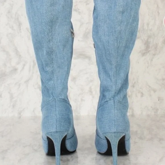 Stylish Denim Heeled Boots - Picture 4 of 7